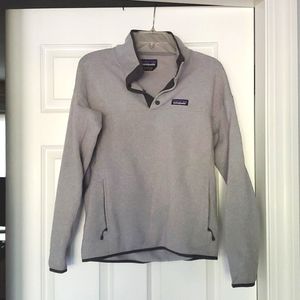 Patagonia Women's medium lightweight fleece